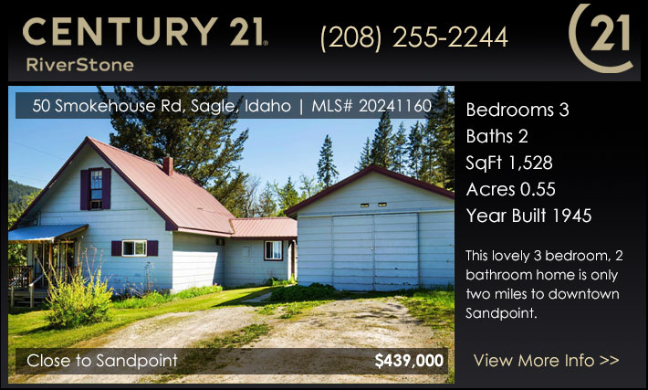 This lovely 3 bedroom, 2 bathroom home is only two miles to downtown Sandpoint